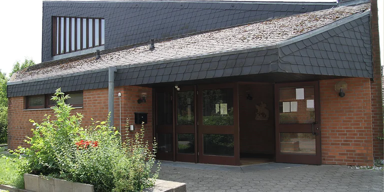 Eingang der St.-Martin-Kapelle in Escheburg 